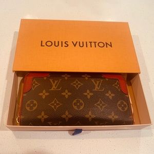 Louis Vuitton Zippy Wallet Retiro (Red)